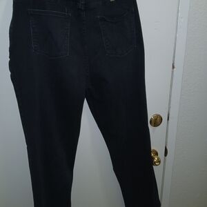 Women's Wrangler Black Jeans